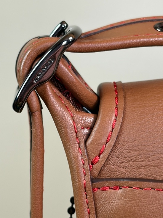 Coach Saddle Bag 18 Leather Crossbody 57731 EUC - Picture 6 of 16